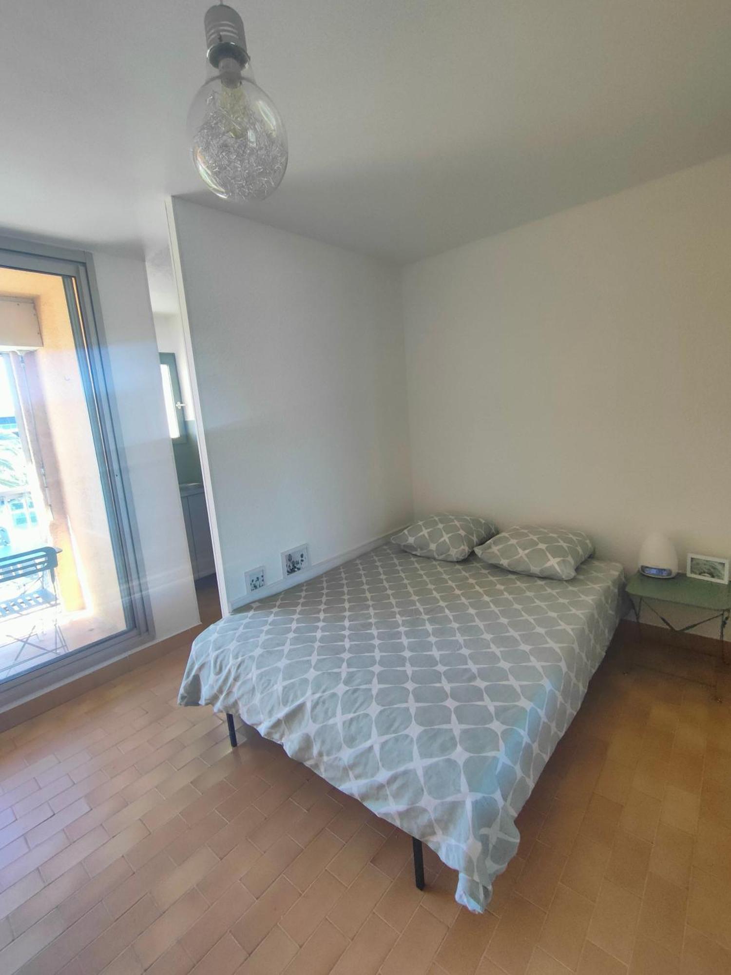 Gruissan, Studio Cabine, Au Calme Vue Degagee Sur Marina Exteriér fotografie