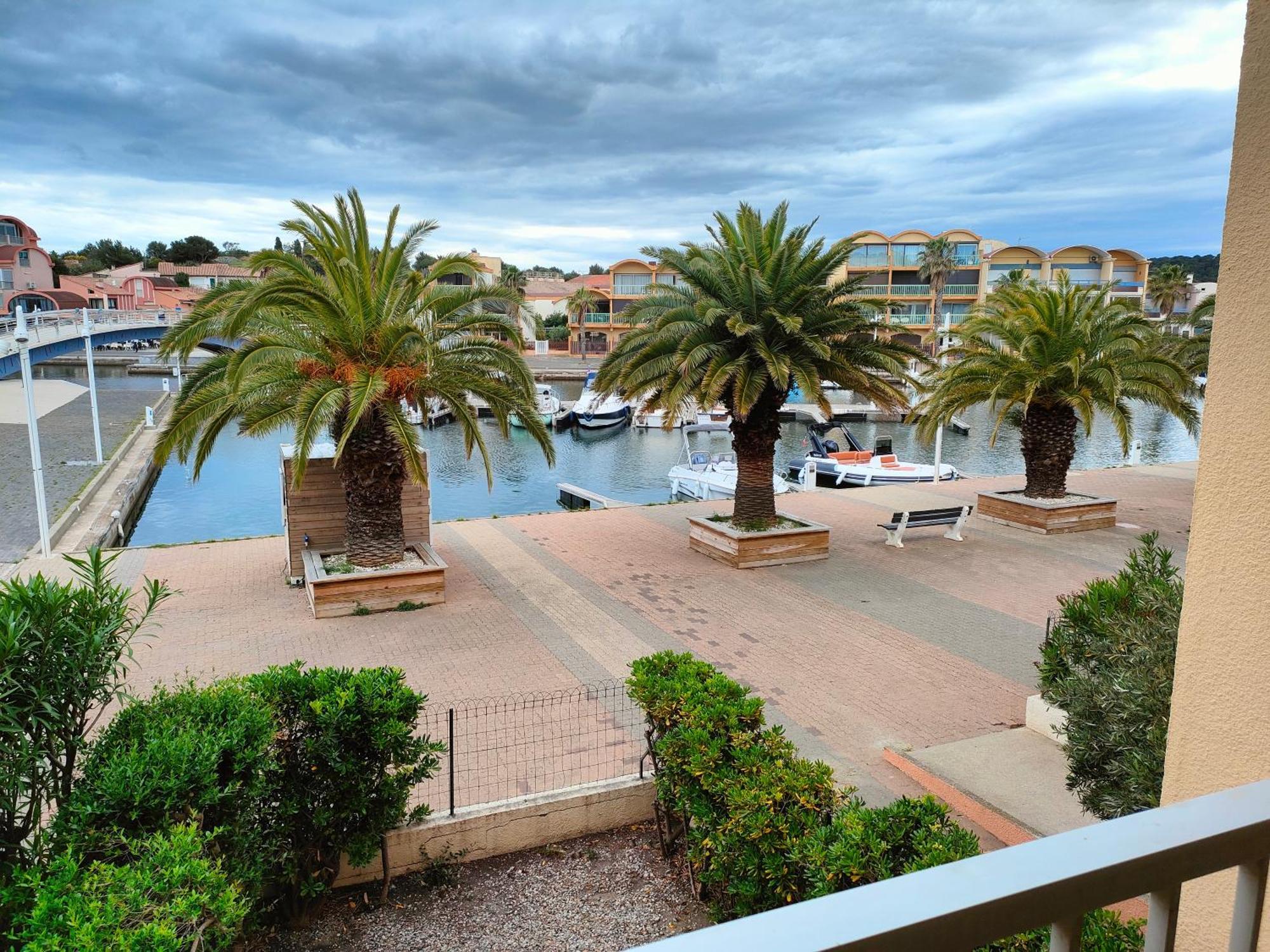 Gruissan, Studio Cabine, Au Calme Vue Degagee Sur Marina Exteriér fotografie